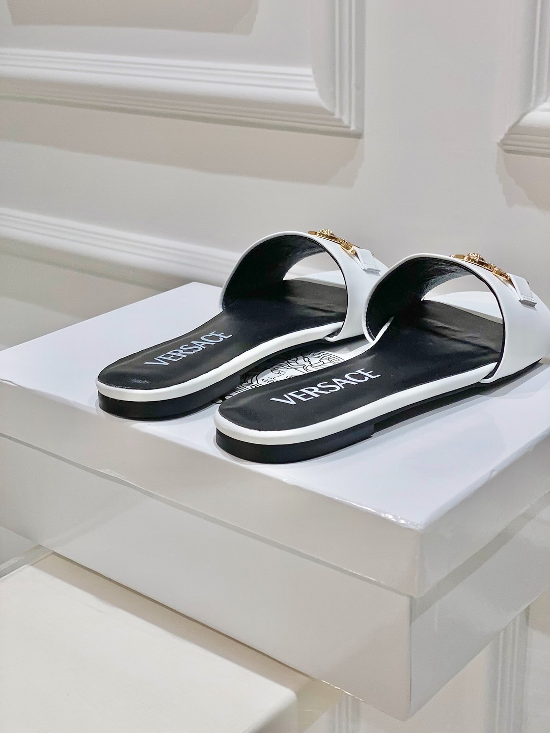 041 26123095 SIZE 35-43