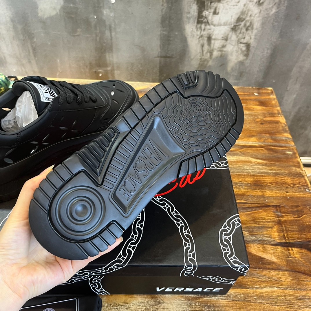 119 38123123 SIZE 39-46