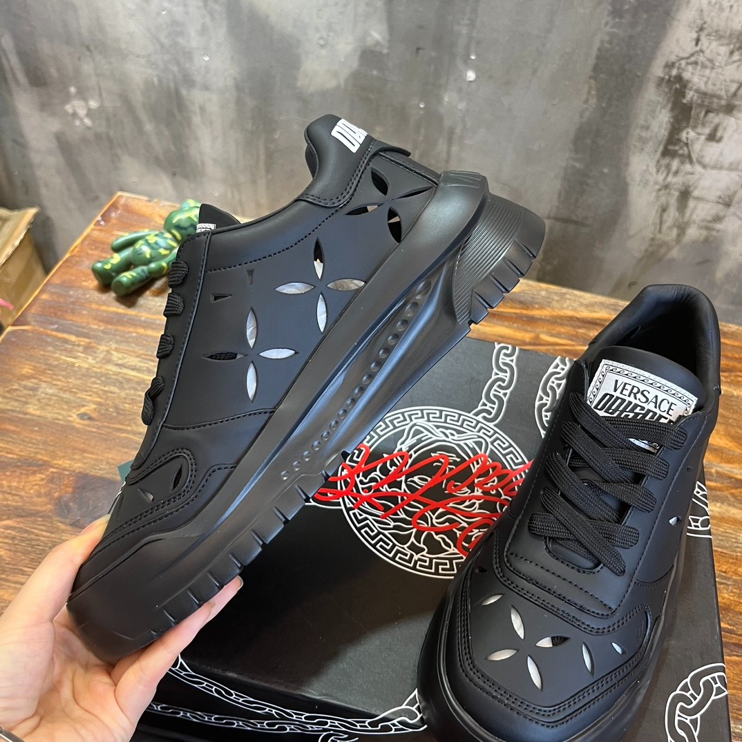 119 38123123 SIZE 39-46