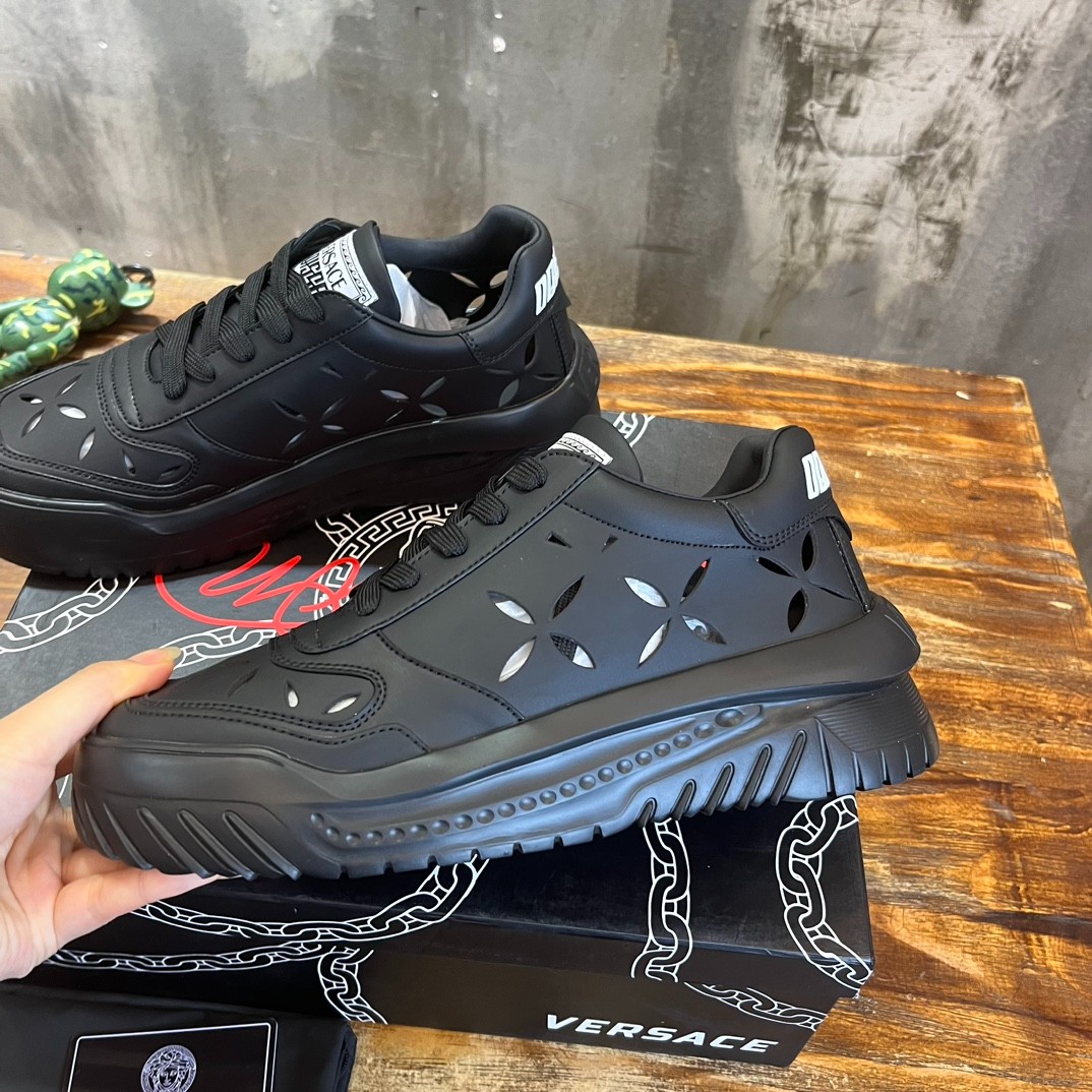 119 38123123 SIZE 39-46