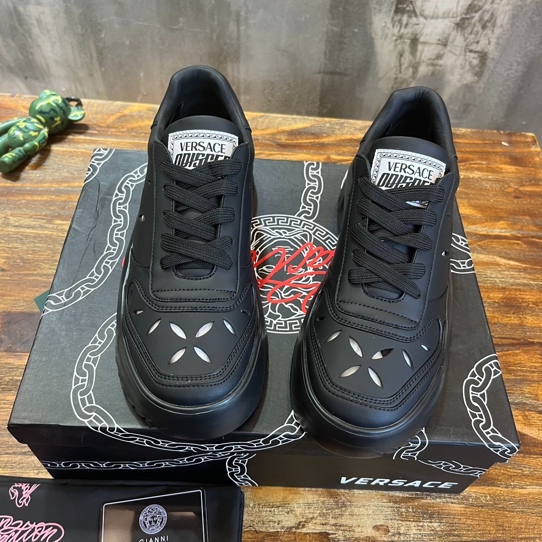 119 38123123 SIZE 39-46
