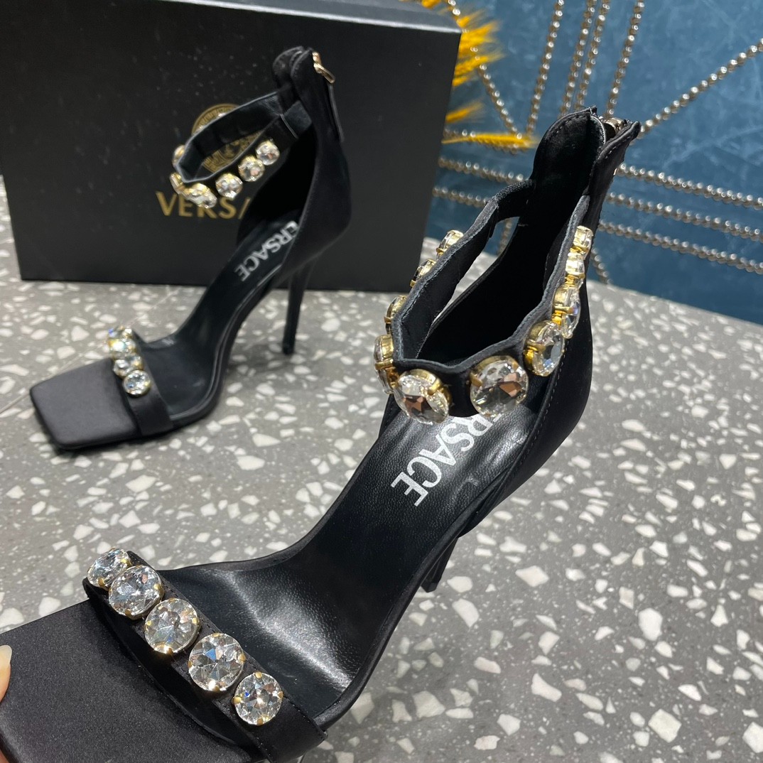 111 62123178 SIZE 35-42