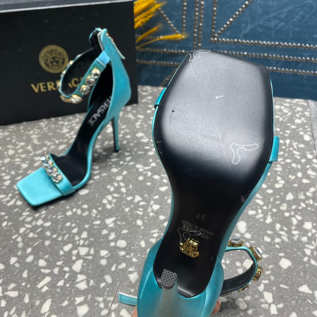 109 62123178 SIZE 35-42