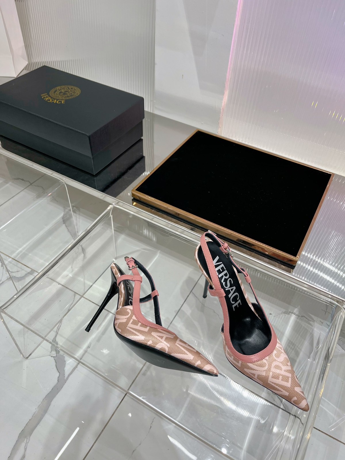 004 36123118 SIZE 35-42