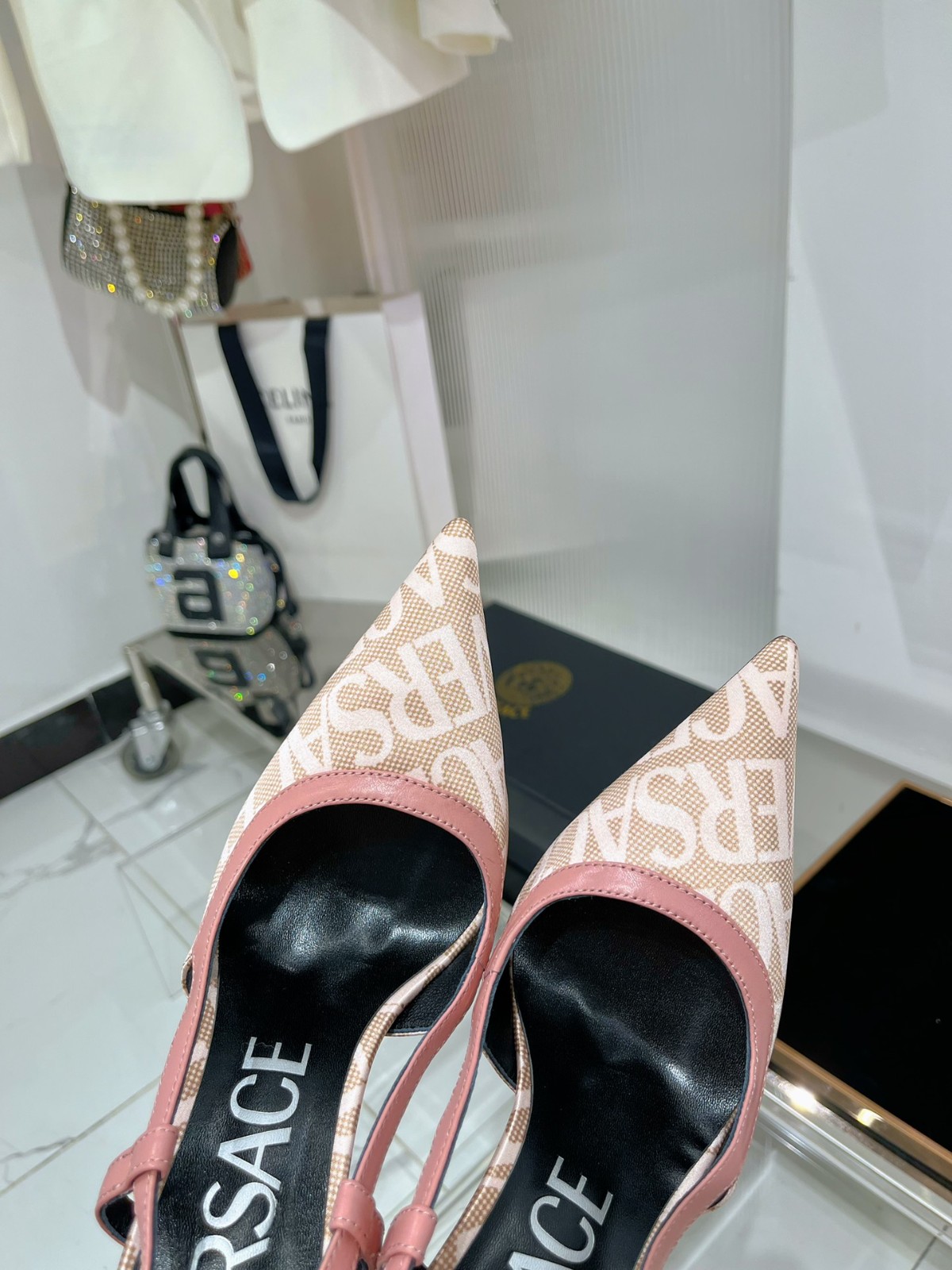 004 36123118 SIZE 35-42