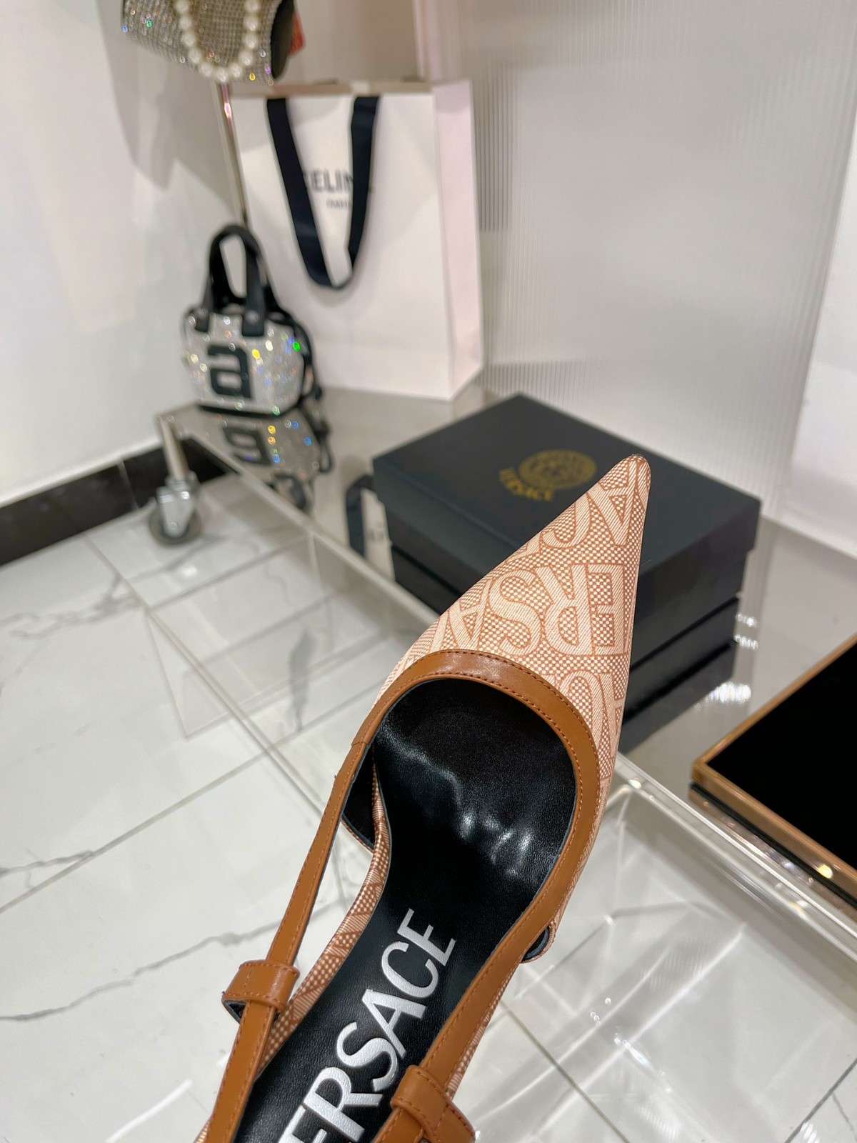 003 36123118 SIZE 35-42