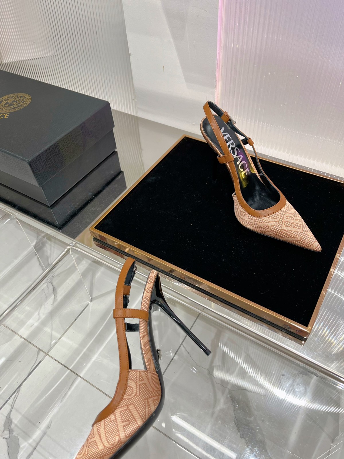003 36123118 SIZE 35-42