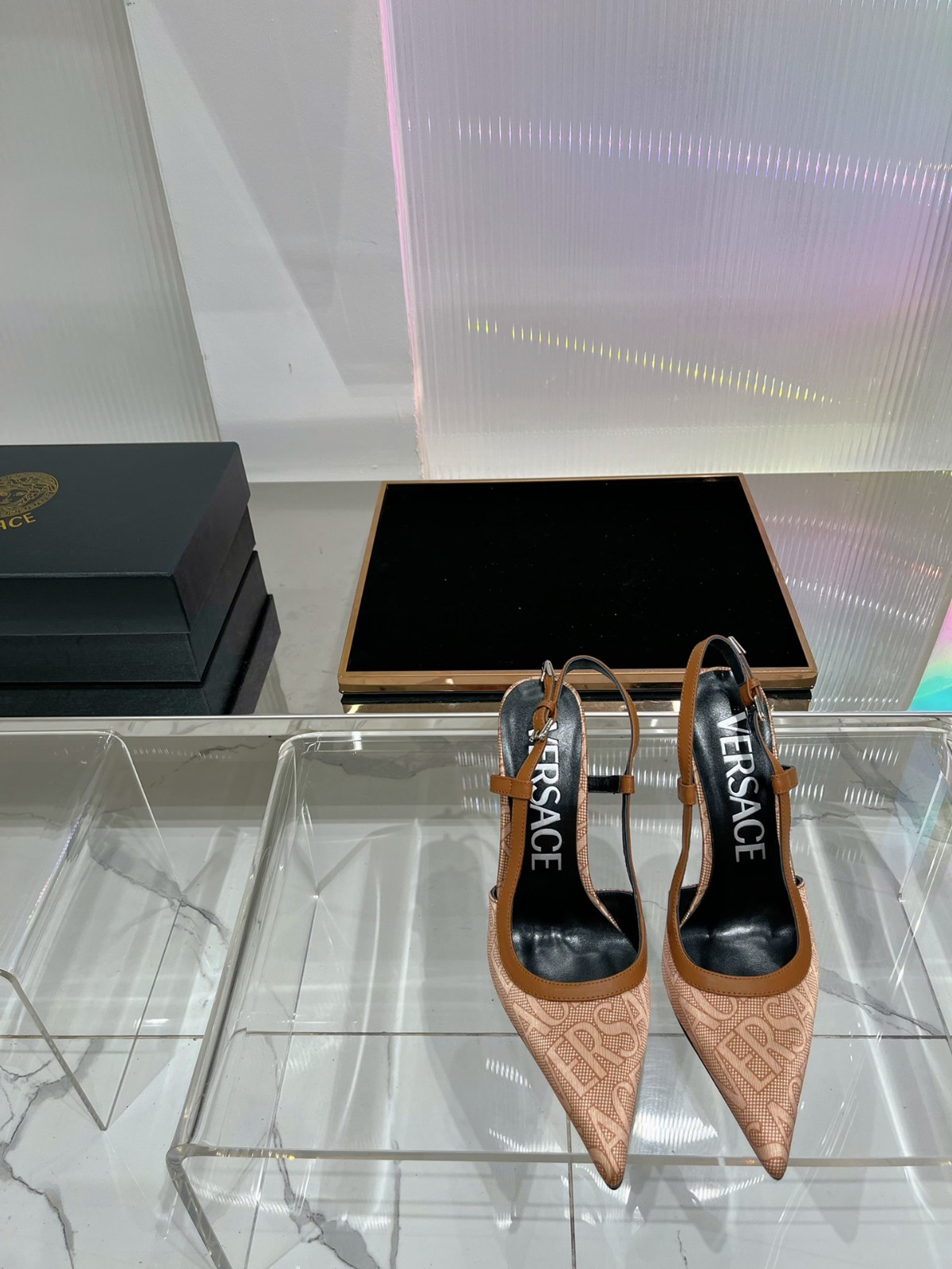 003 36123118 SIZE 35-42