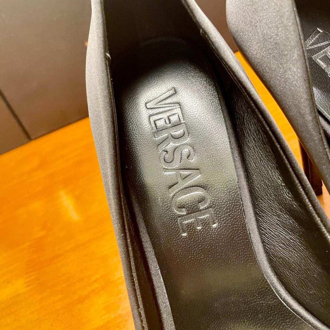 090 39123125 SIZE 35-42