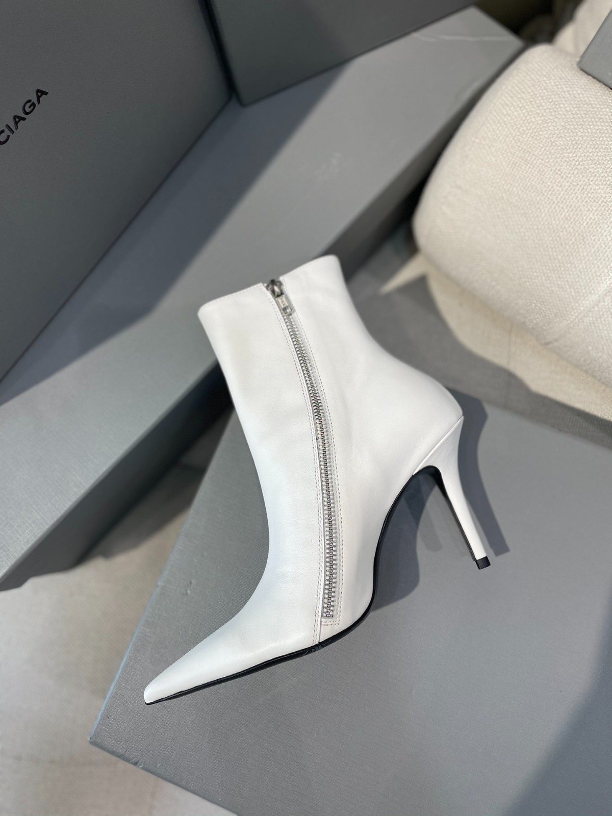 108 057#010-Balenciaga-Shoes-02-2023SS