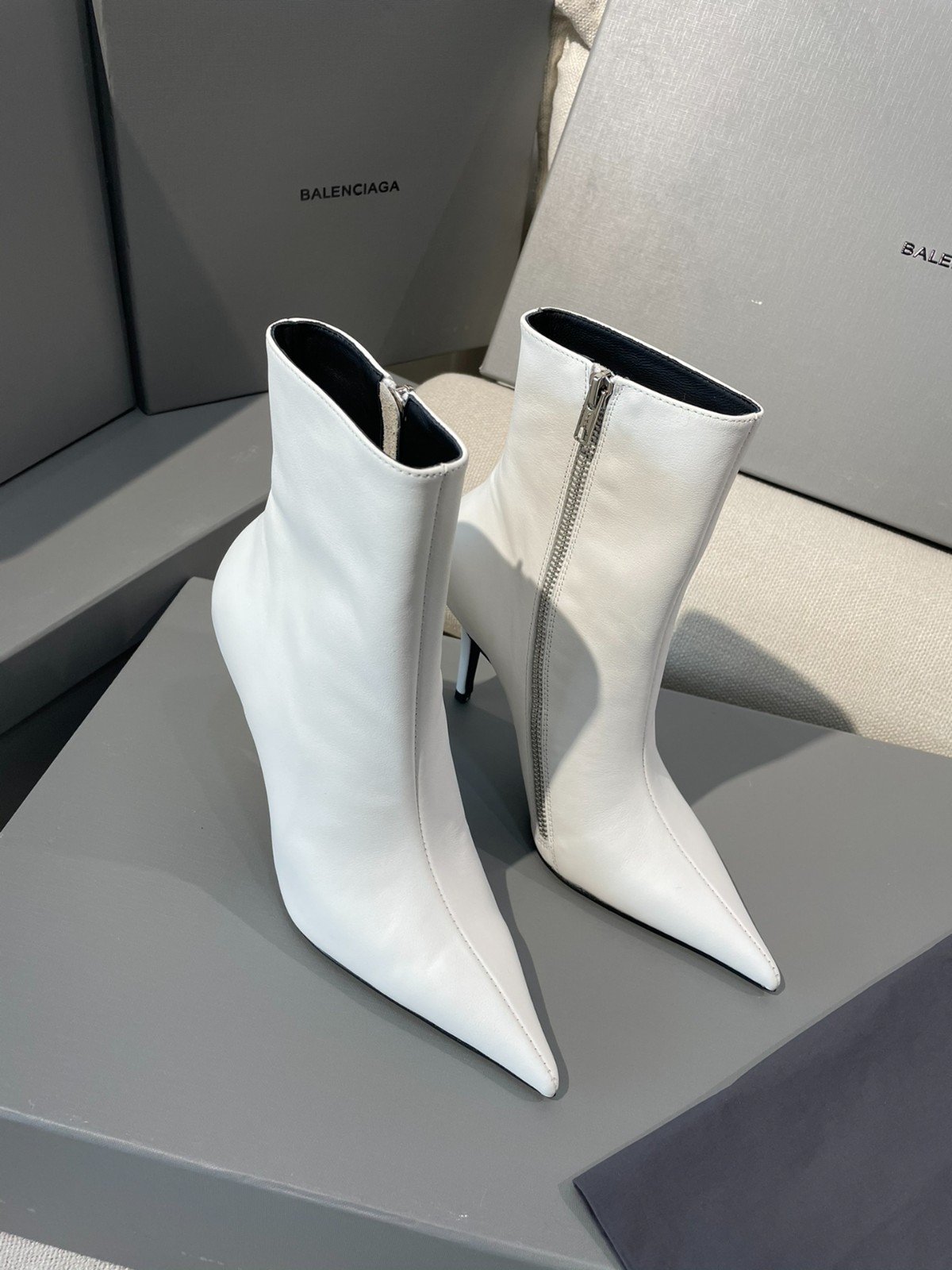 108 057#010-Balenciaga-Shoes-02-2023SS