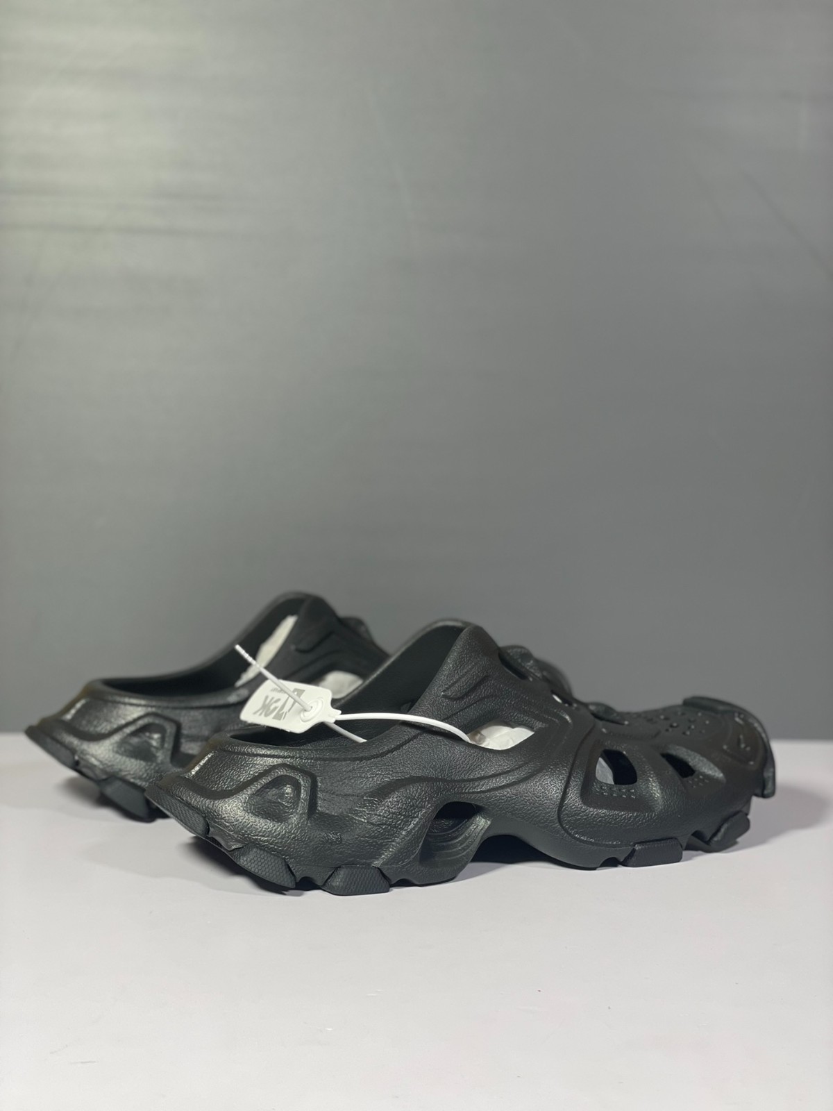 097 046#010-Balenciaga-Shoes-02-2023SS