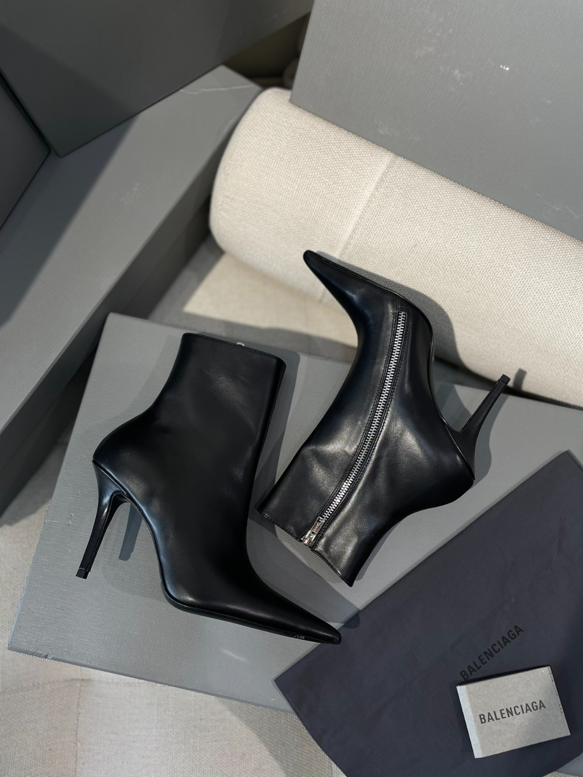 084 033#010-Balenciaga-Shoes-02-2023SS