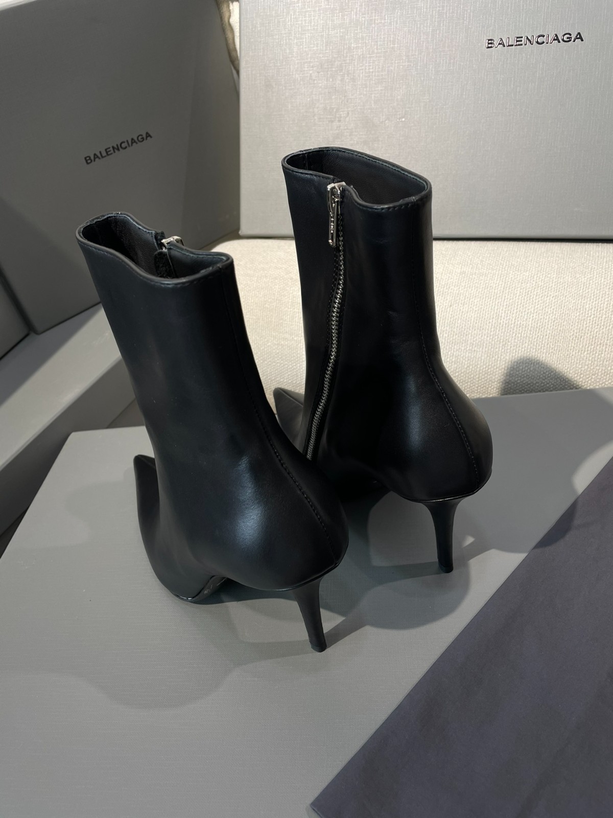 084 033#010-Balenciaga-Shoes-02-2023SS