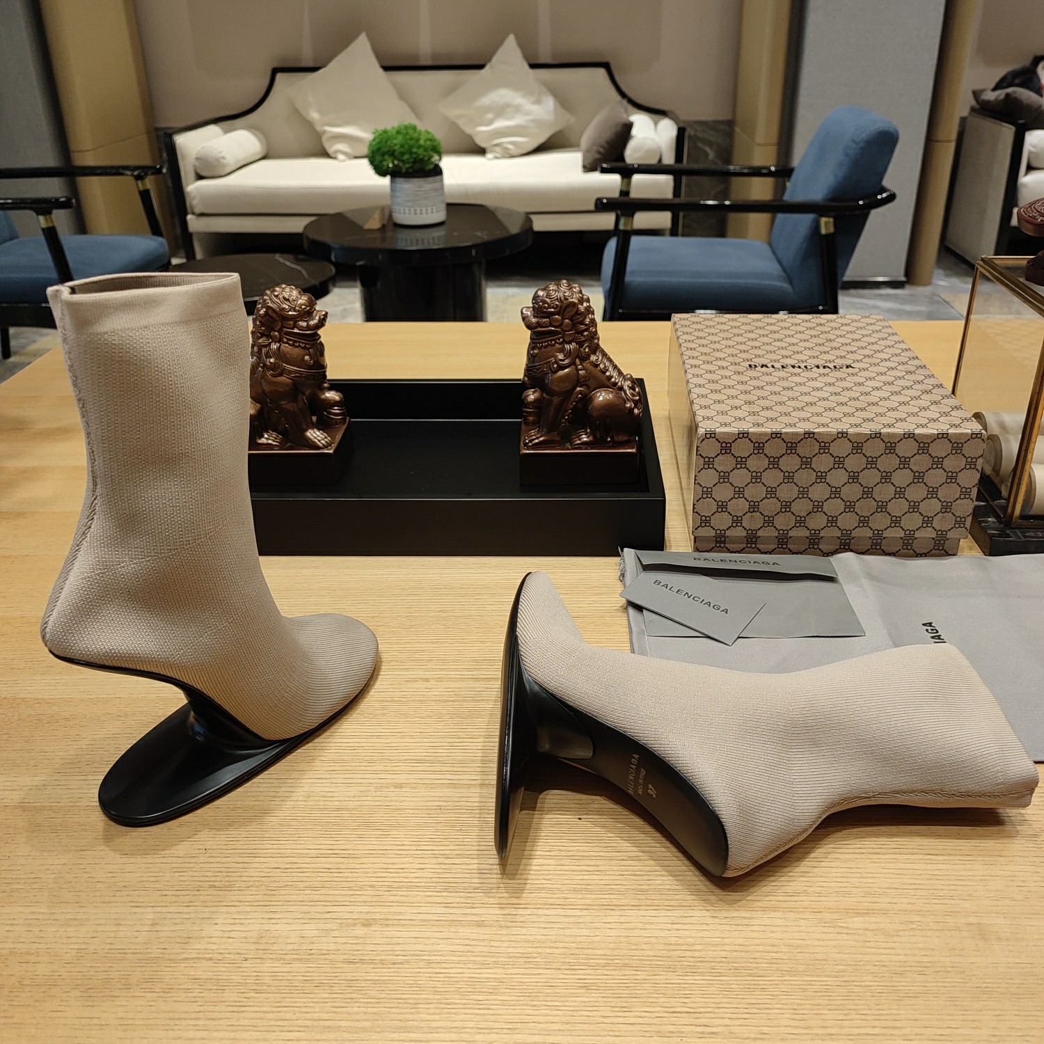 022 022#010-Balenciaga-Shoes-03-2023SS