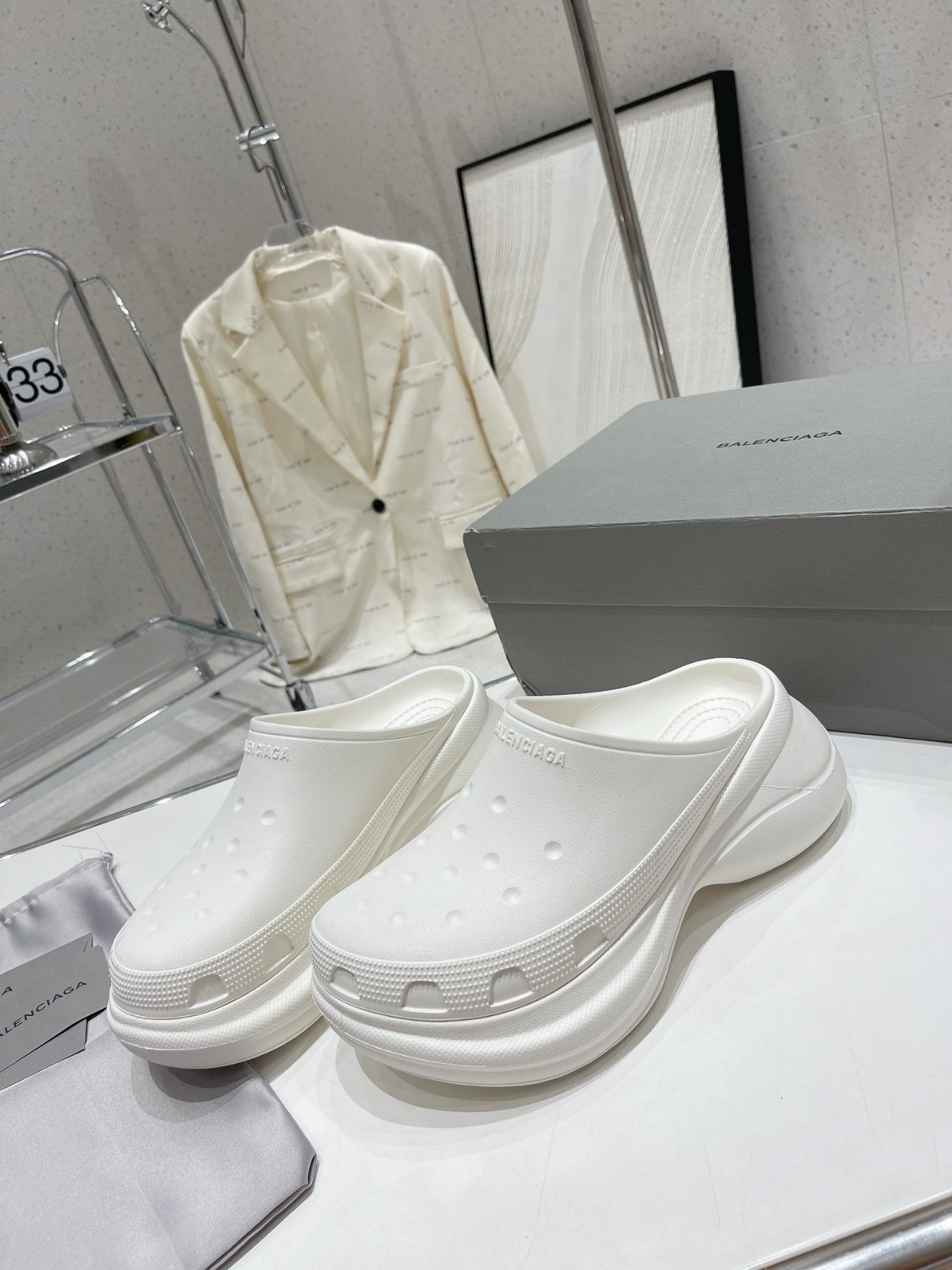 114 24123090 SIZE 35-40