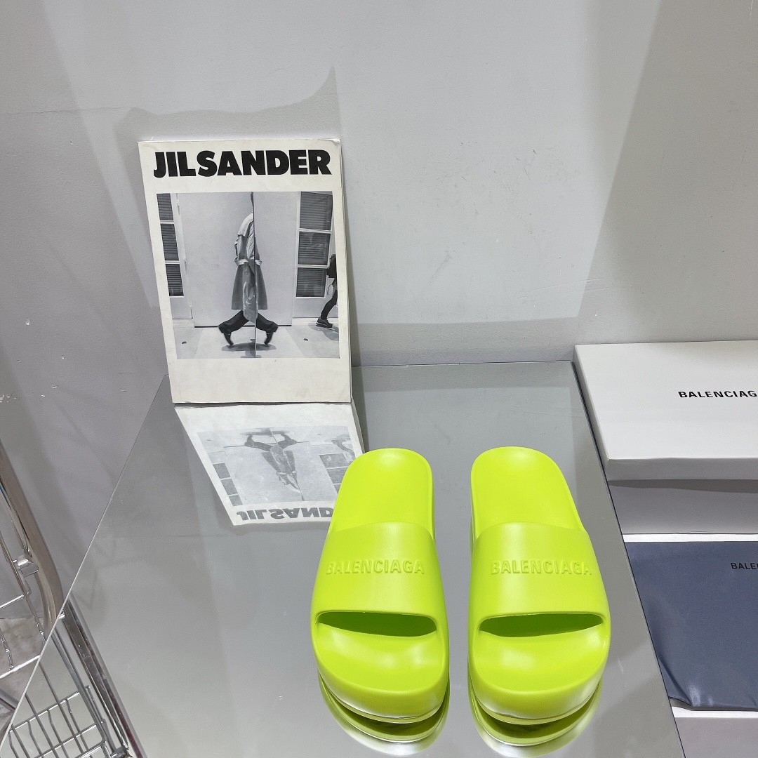 092 21123083 SIZE 35-42