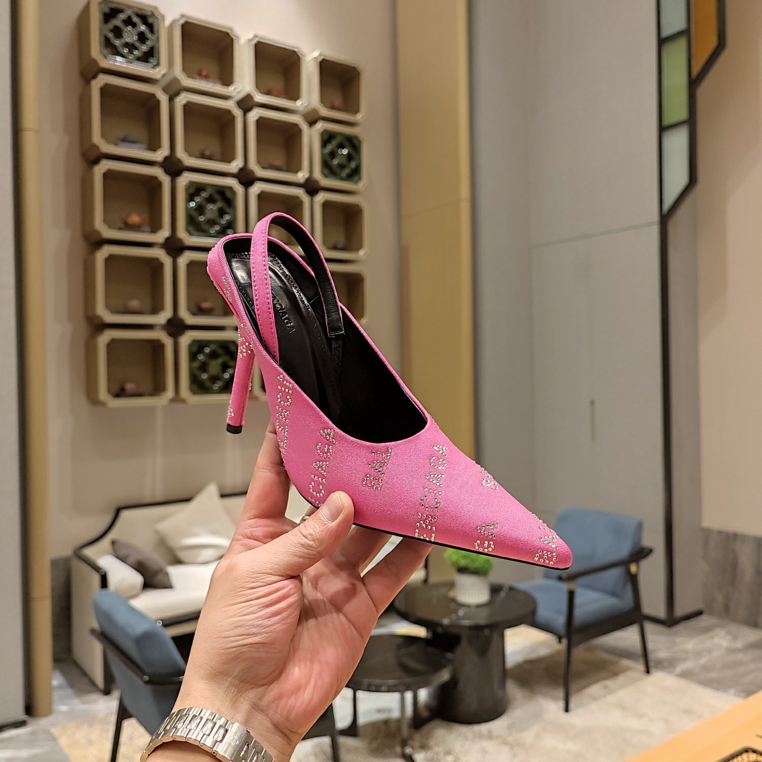 081 33123111 SIZE 34-42