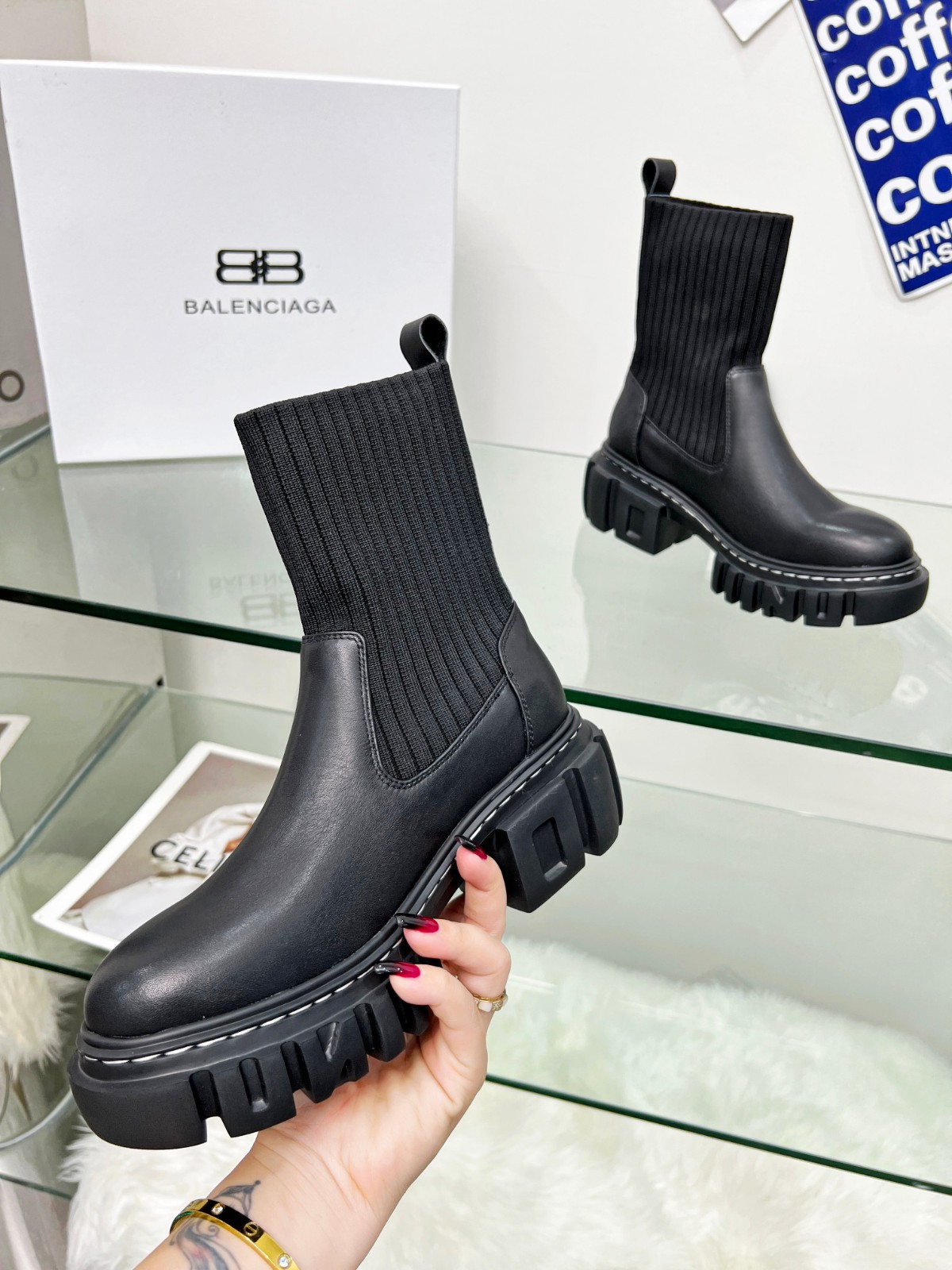 054 SIZE 35-41