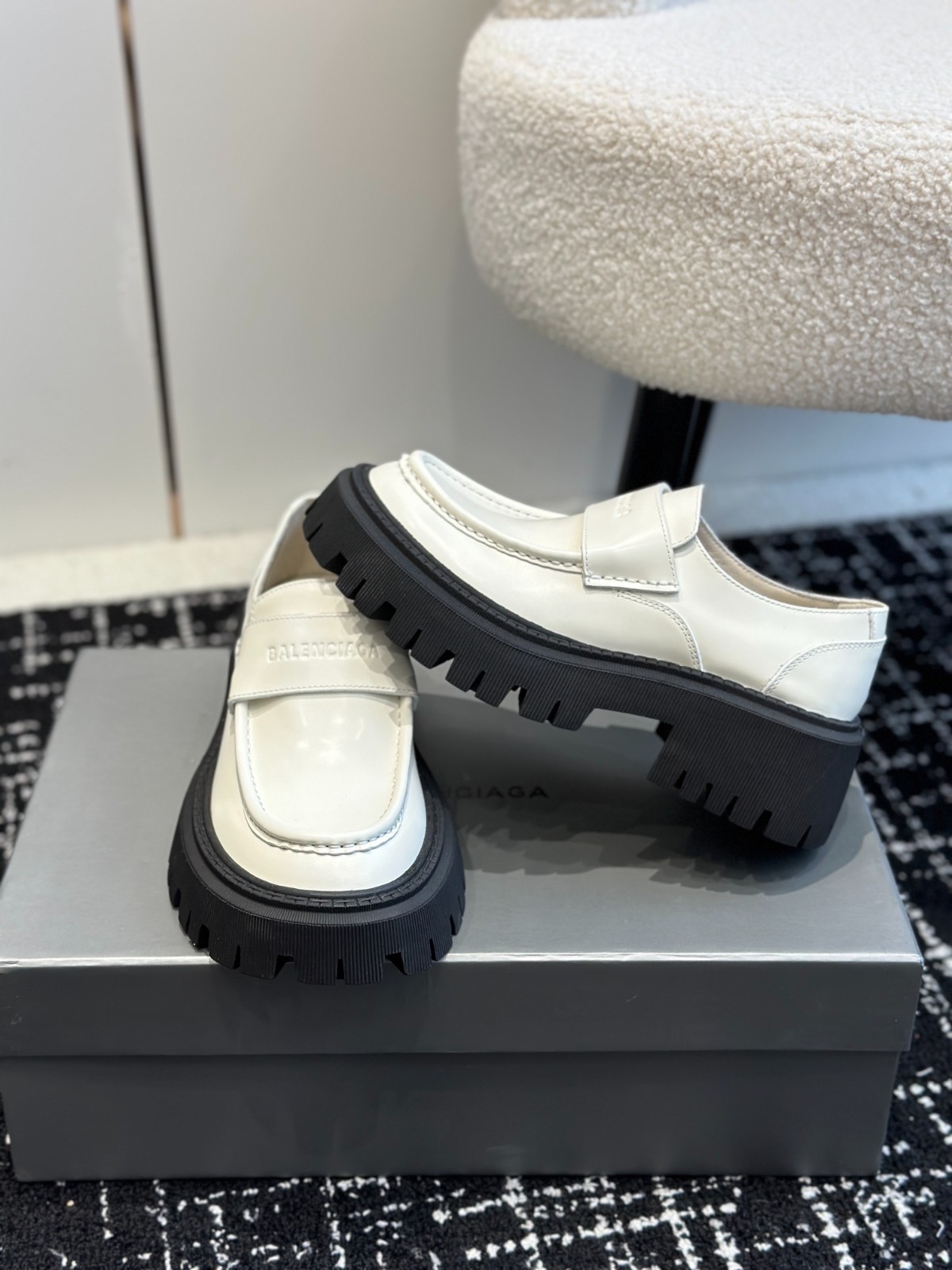 041 36123118 SIZE 35-40
