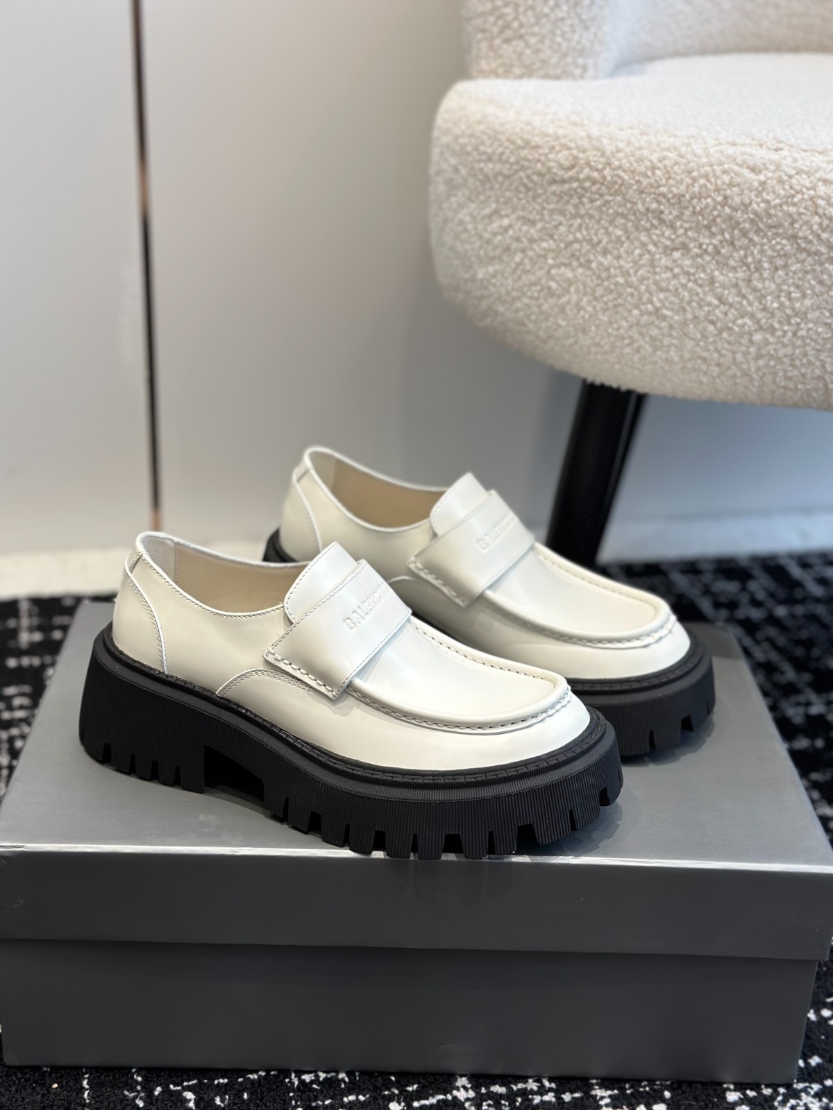 041 36123118 SIZE 35-40
