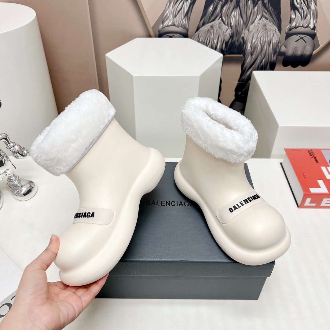 020 22123086 SIZE 35-40