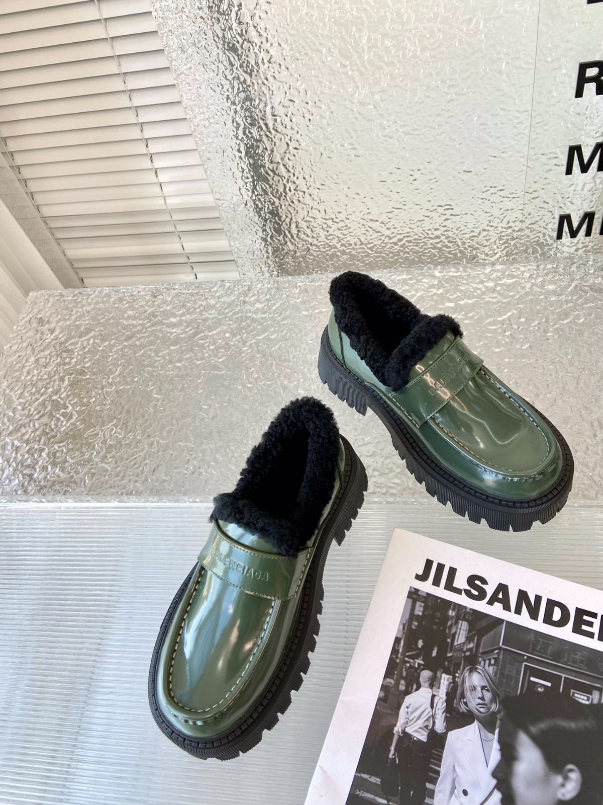 018 37123120 SIZE 35-39