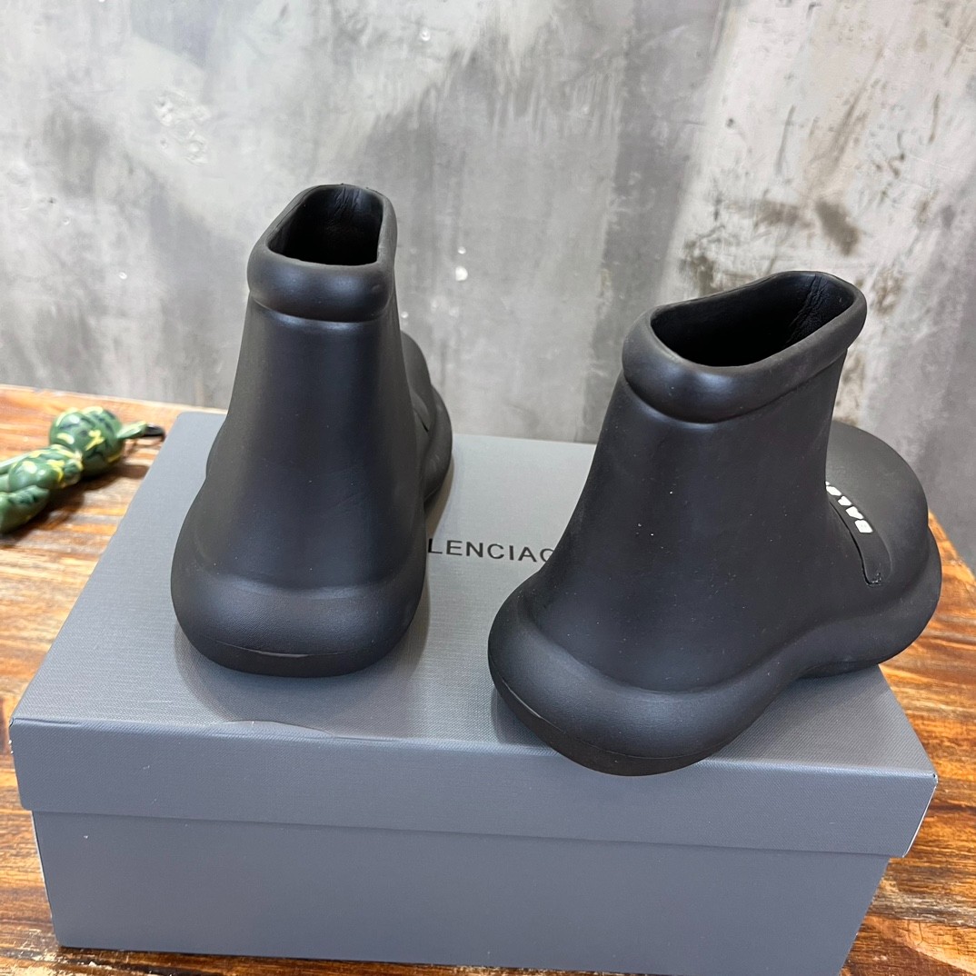 015 23123088 SIZE 35-40