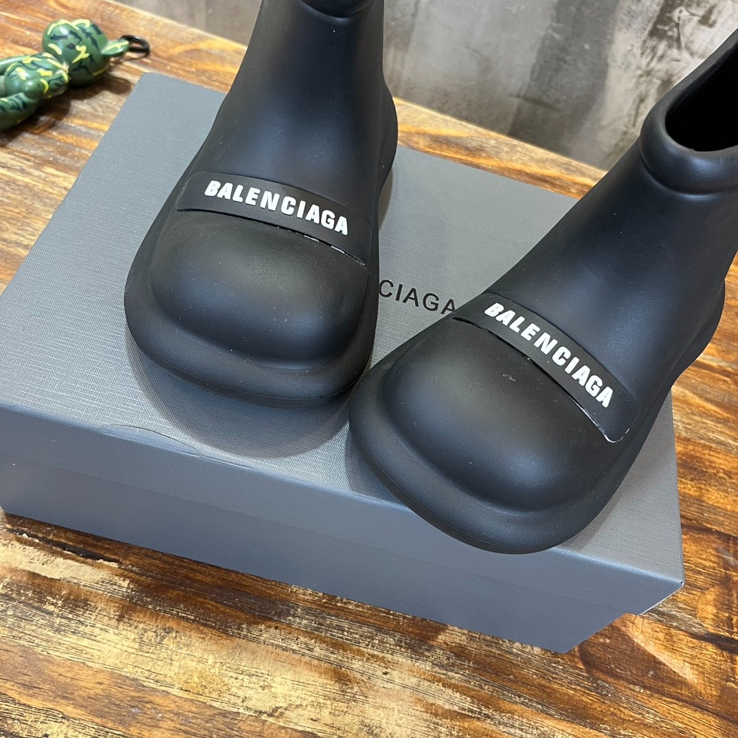015 23123088 SIZE 35-40