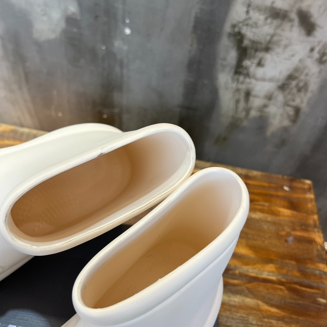 013 23123088 SIZE 35-40