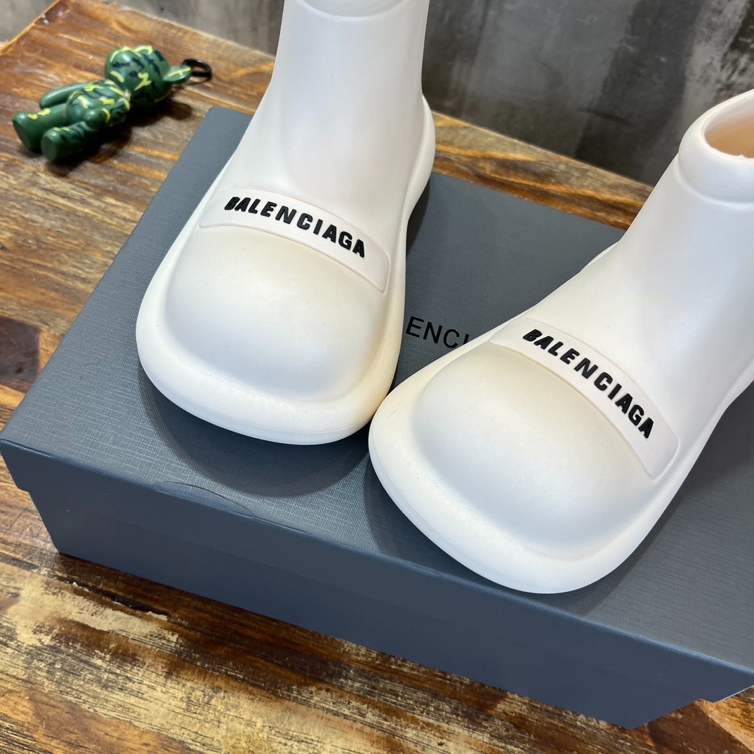 013 23123088 SIZE 35-40