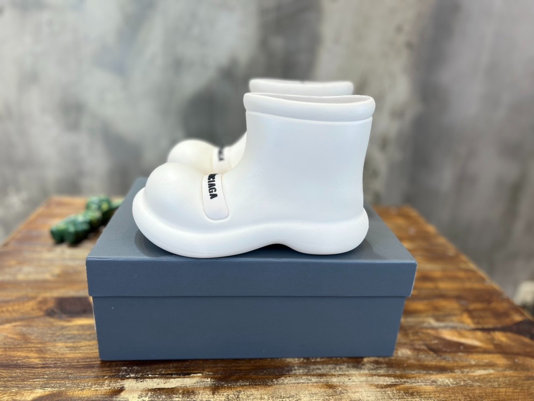 013 23123088 SIZE 35-40