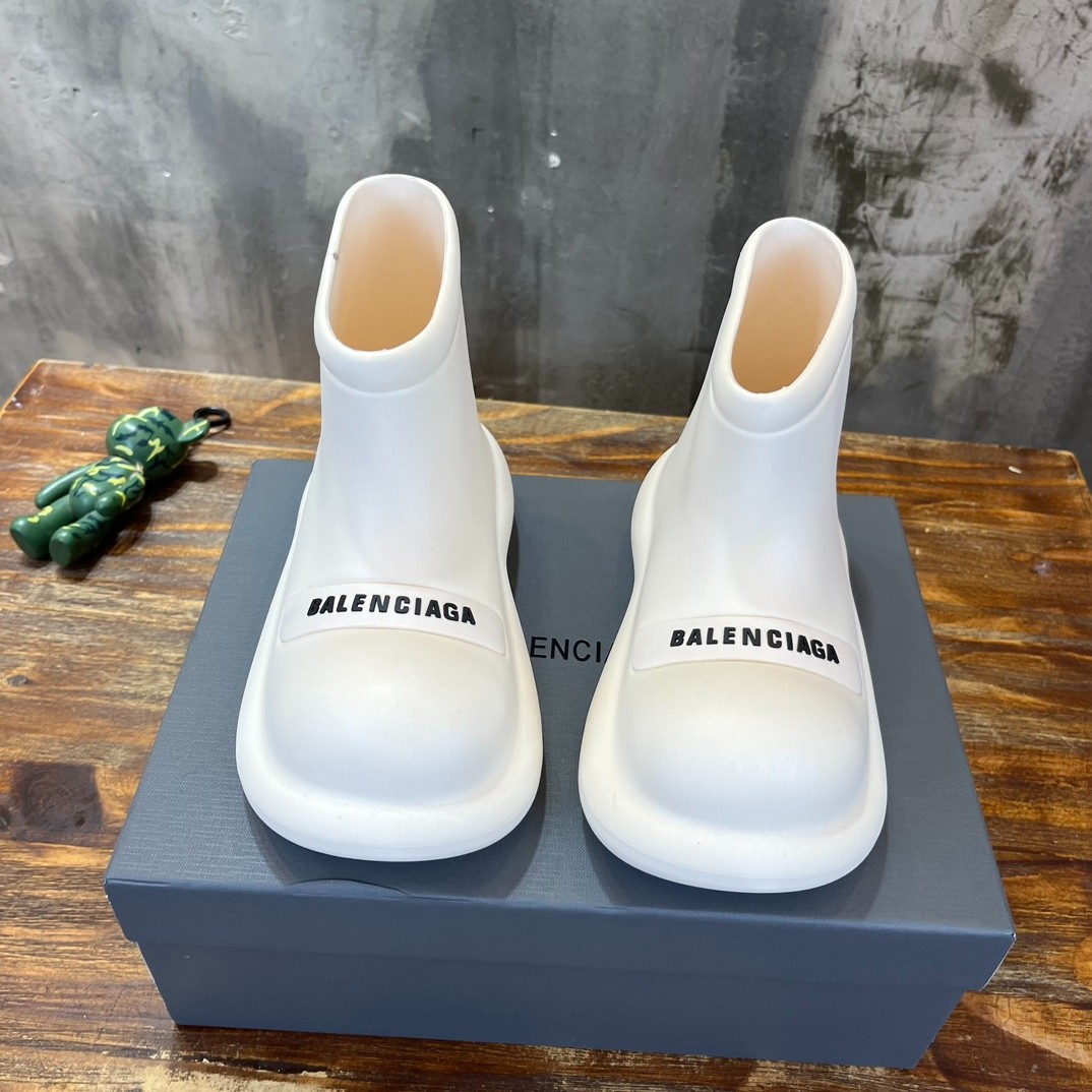 013 23123088 SIZE 35-40