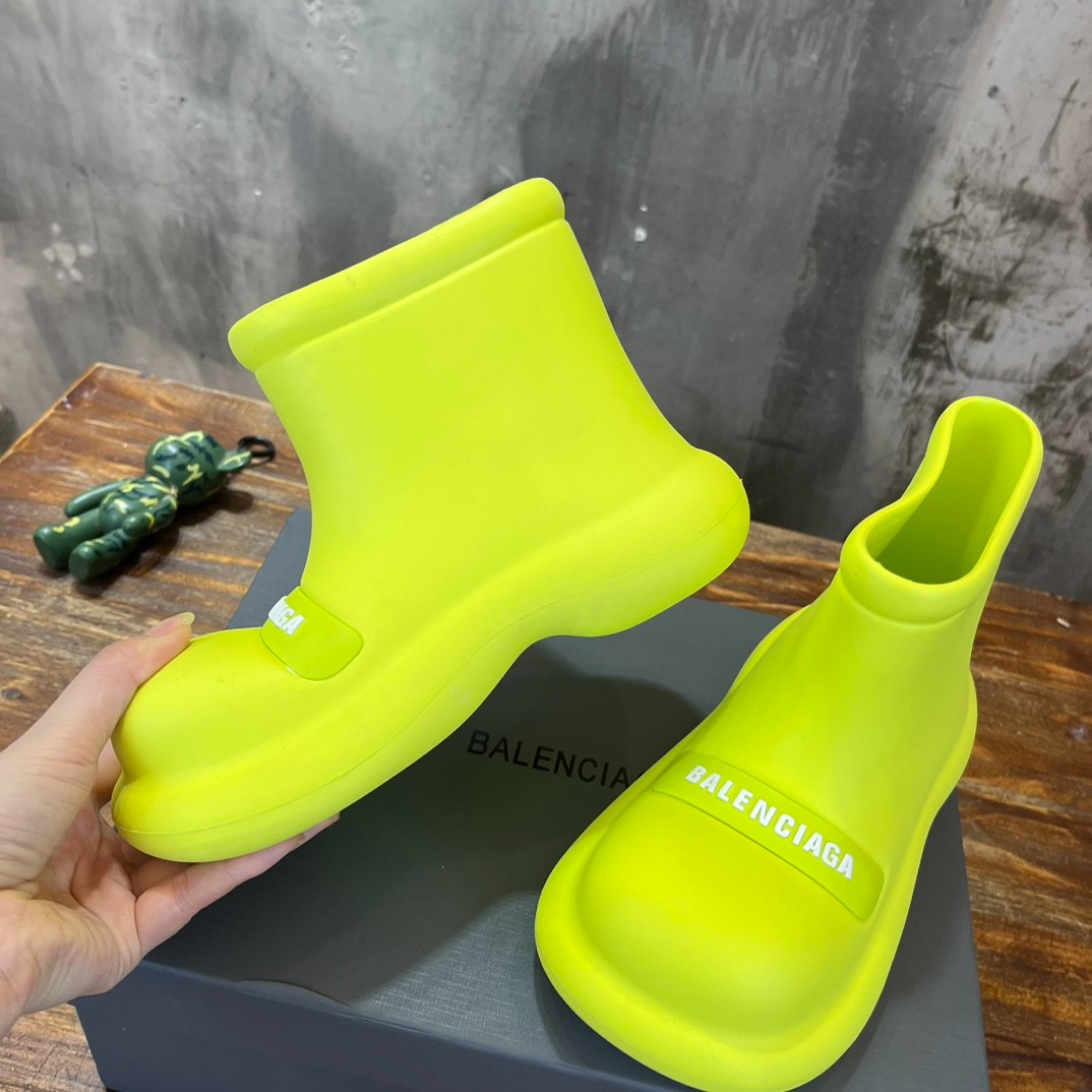 010 23123088 SIZE 35-40