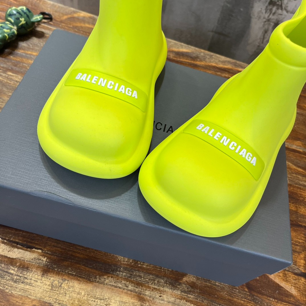 010 23123088 SIZE 35-40