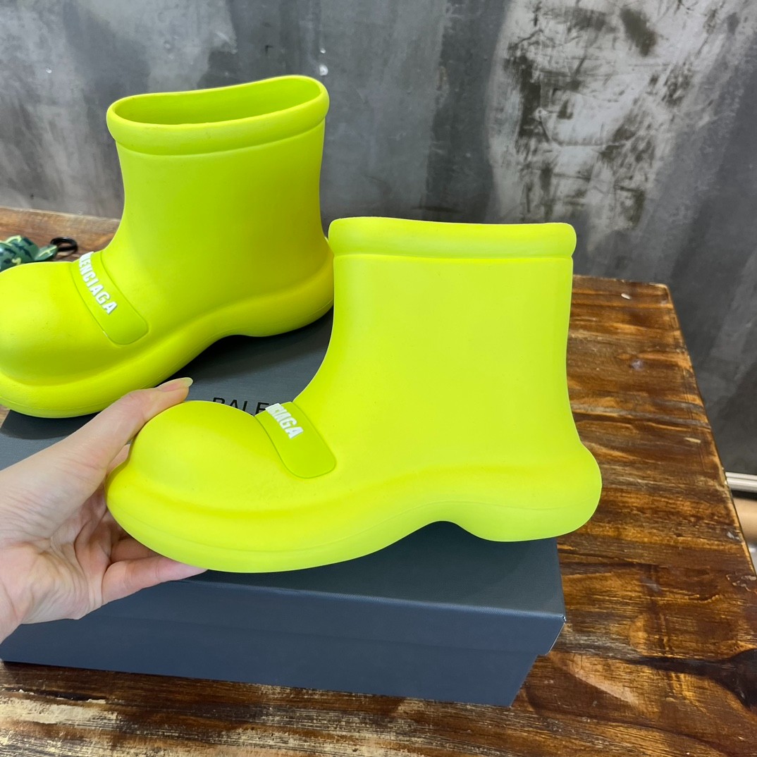 010 23123088 SIZE 35-40