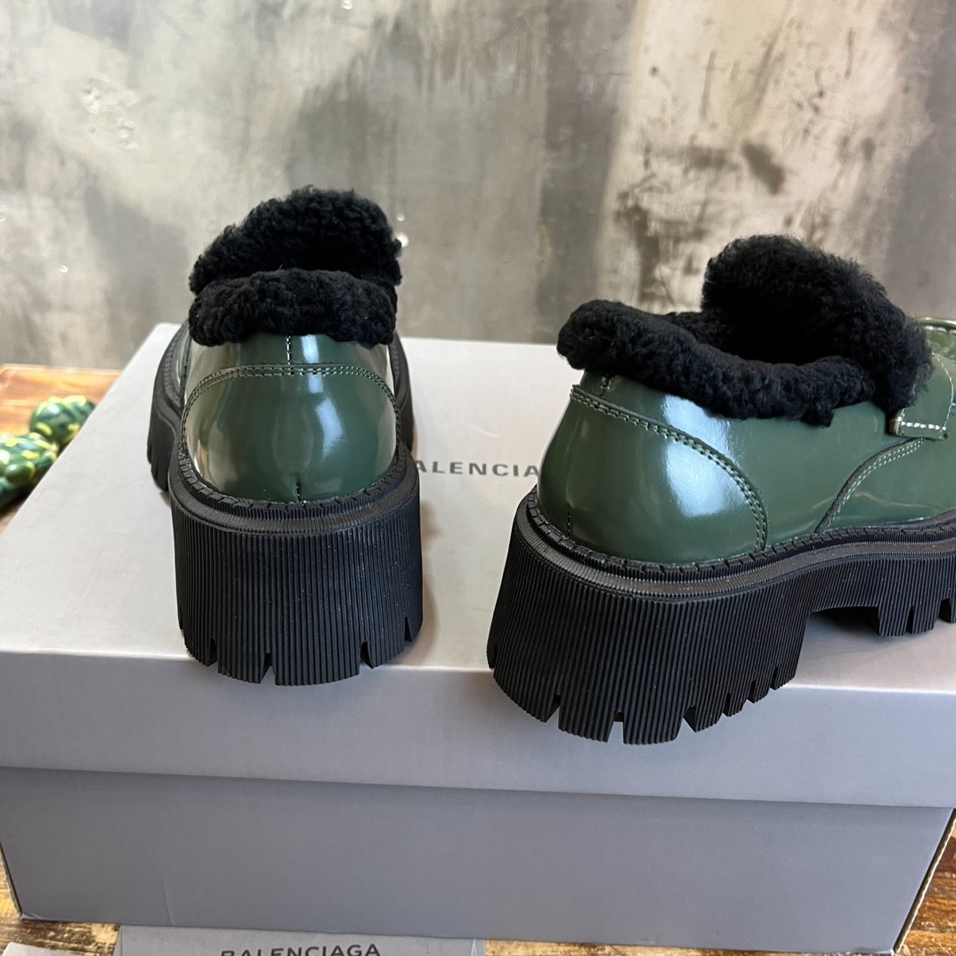 009 37123120 SIZE 35-39