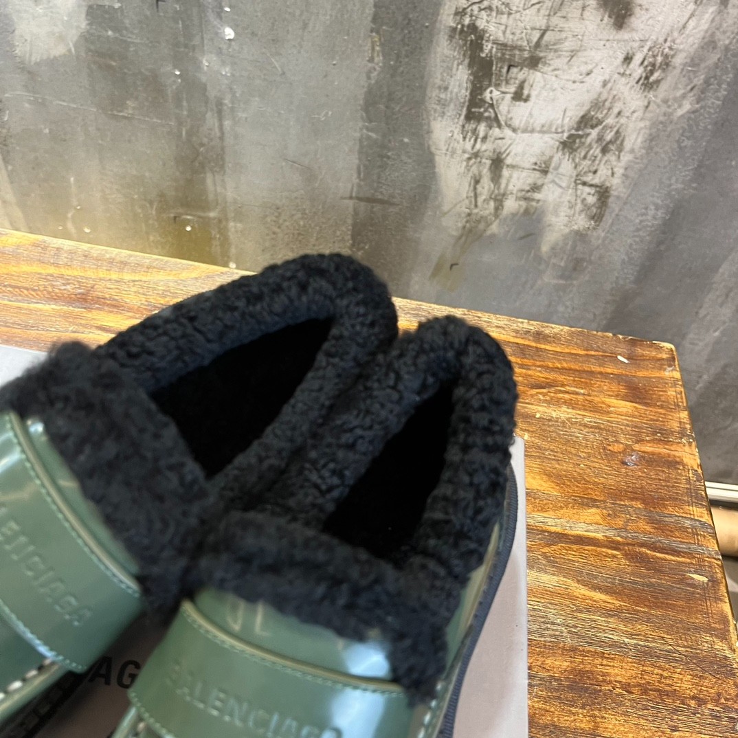 009 37123120 SIZE 35-39