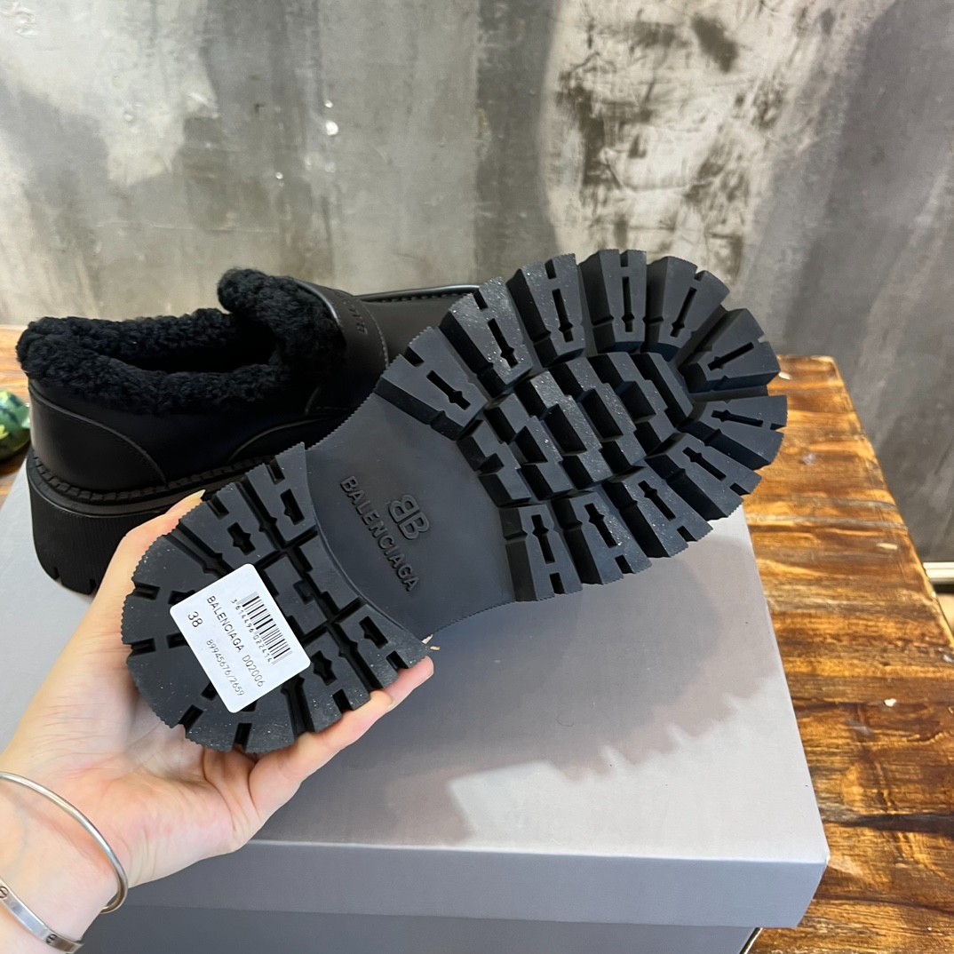 008 37123120 SIZE 35-39