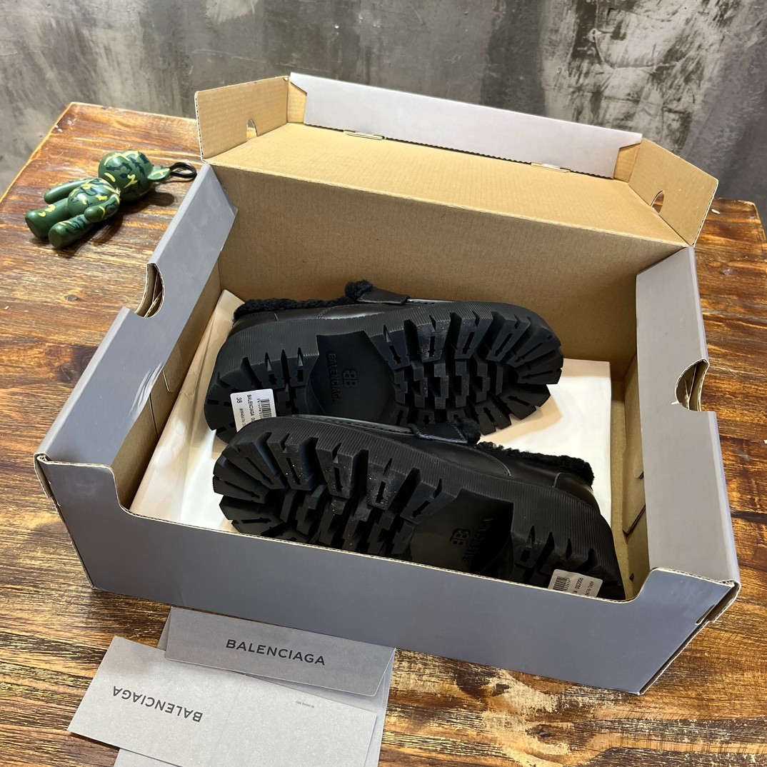 008 37123120 SIZE 35-39