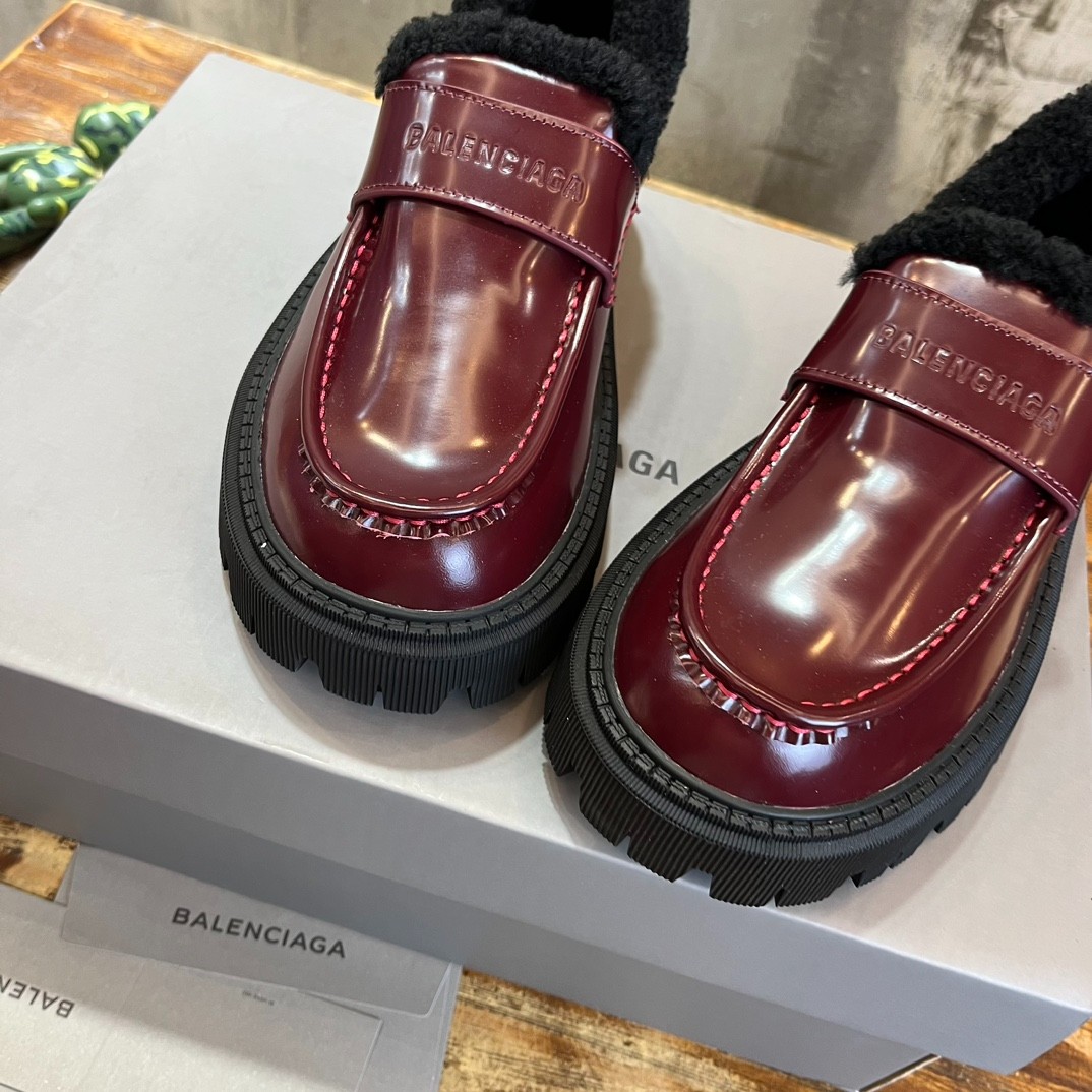 007 37123120 SIZE 35-39