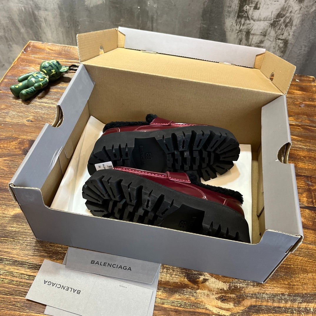 007 37123120 SIZE 35-39