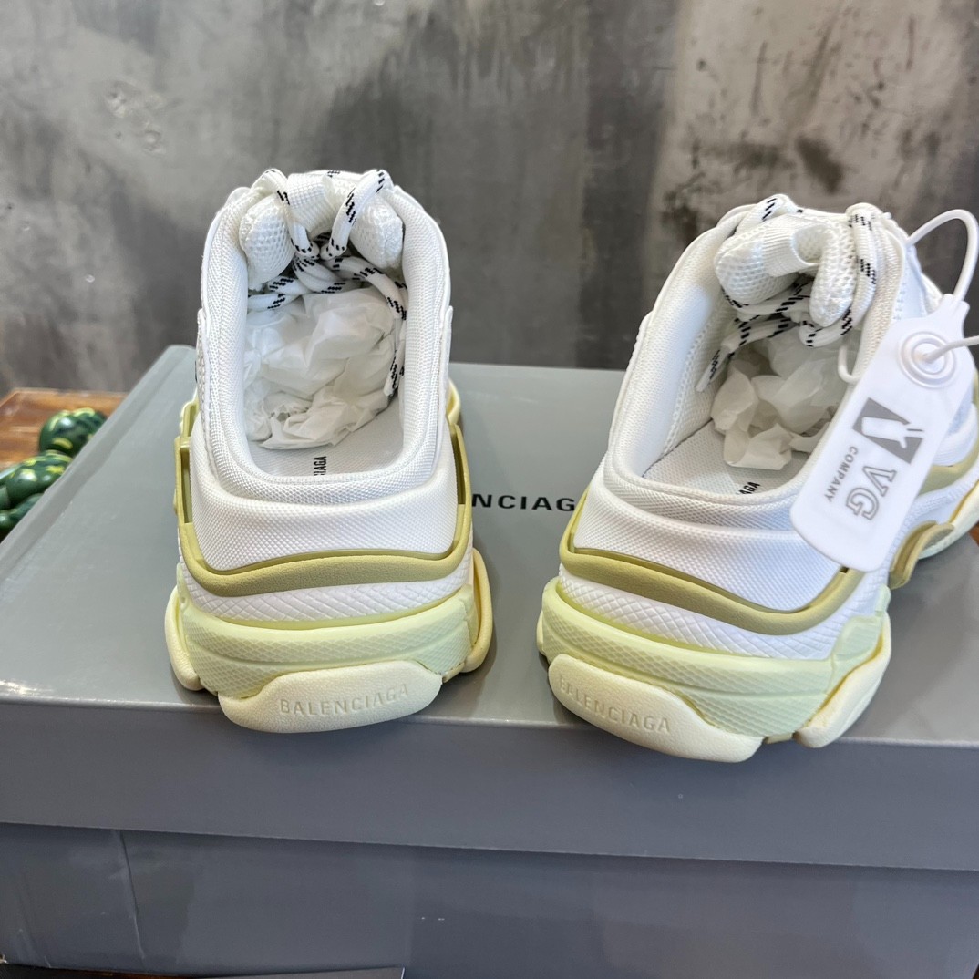 070 40123127 SIZE 35-45