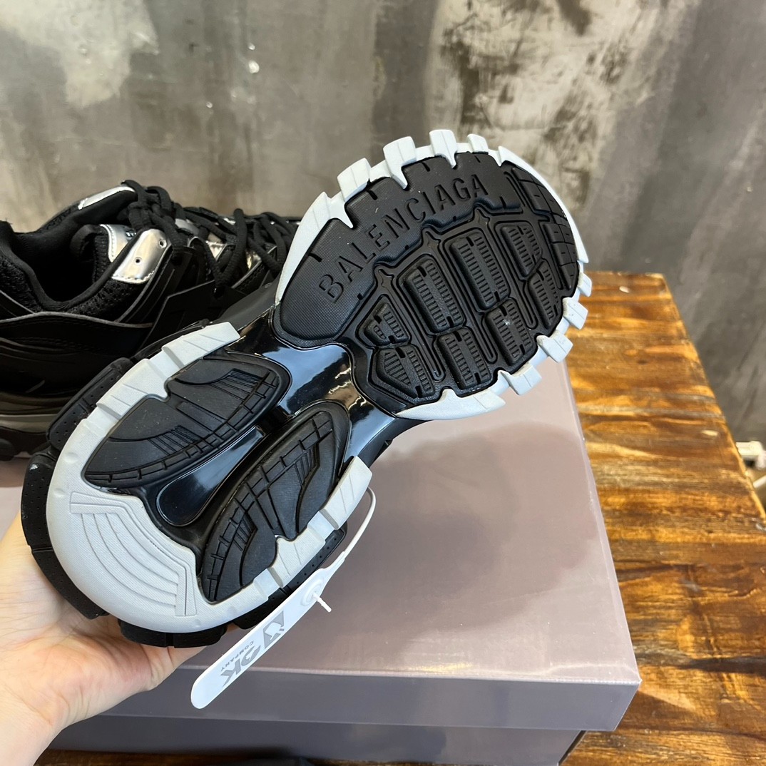 042 52123155 SIZE 35-46