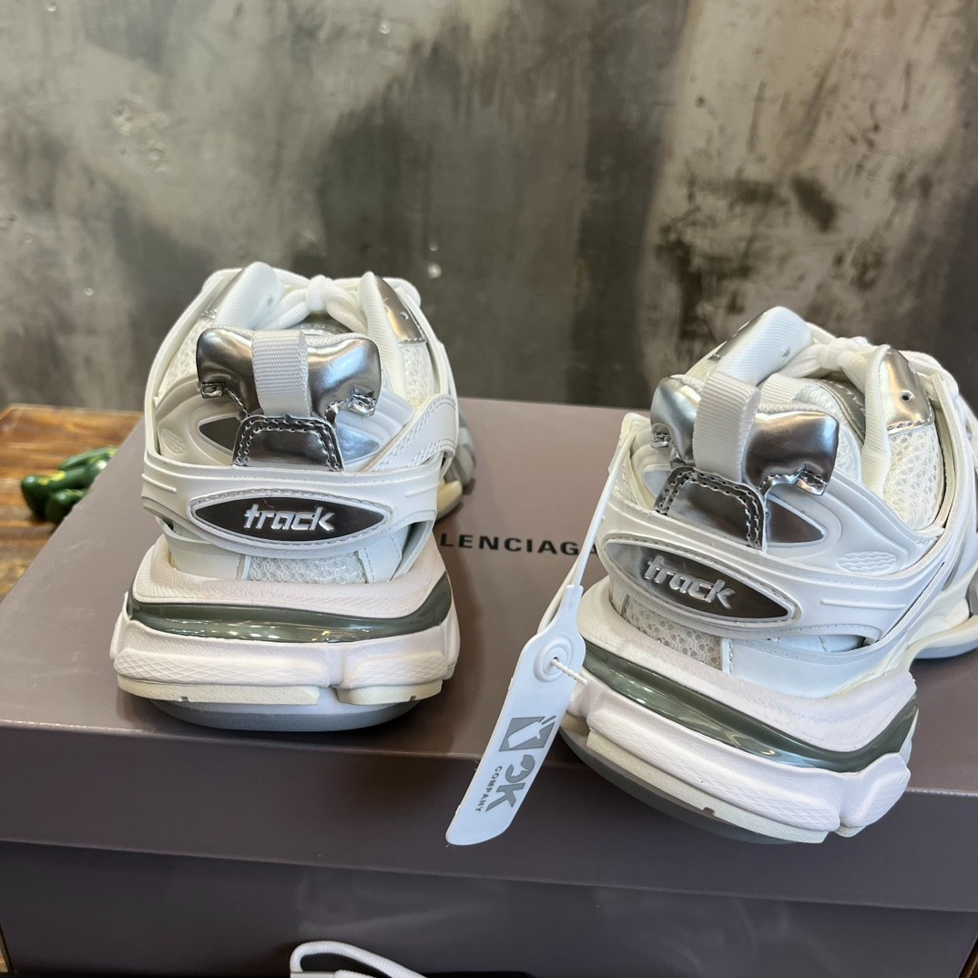 041 52123155 SIZE 35-46