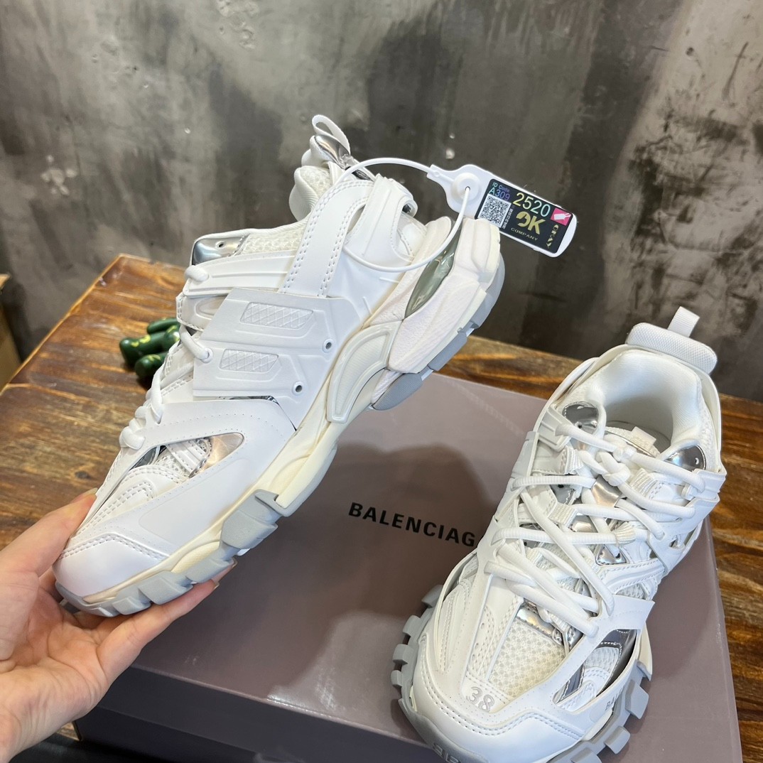 041 52123155 SIZE 35-46