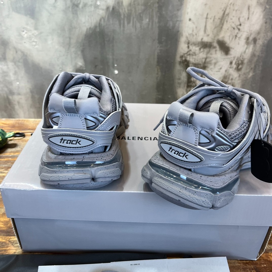 033 52123155 SIZE 35-46