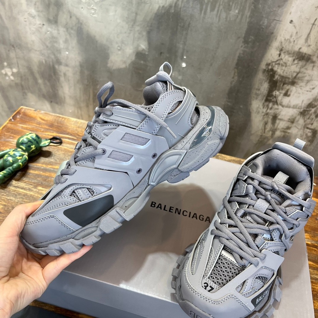 033 52123155 SIZE 35-46