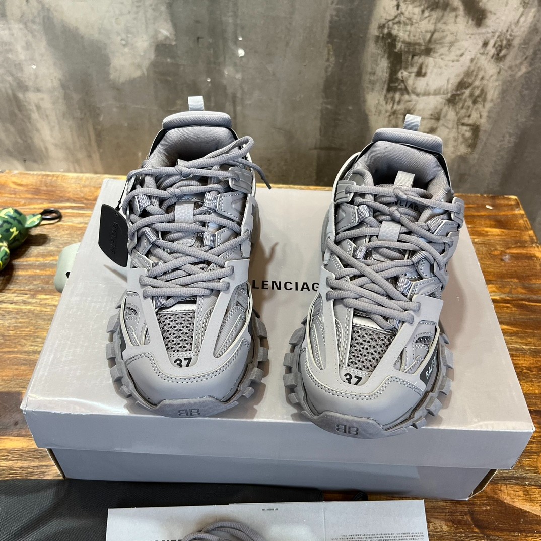 033 52123155 SIZE 35-46