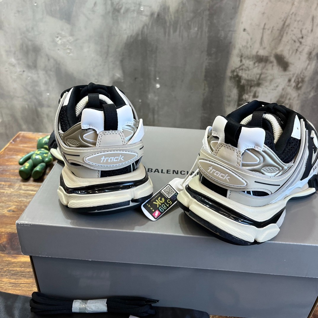 031 52123155 SIZE 35-46